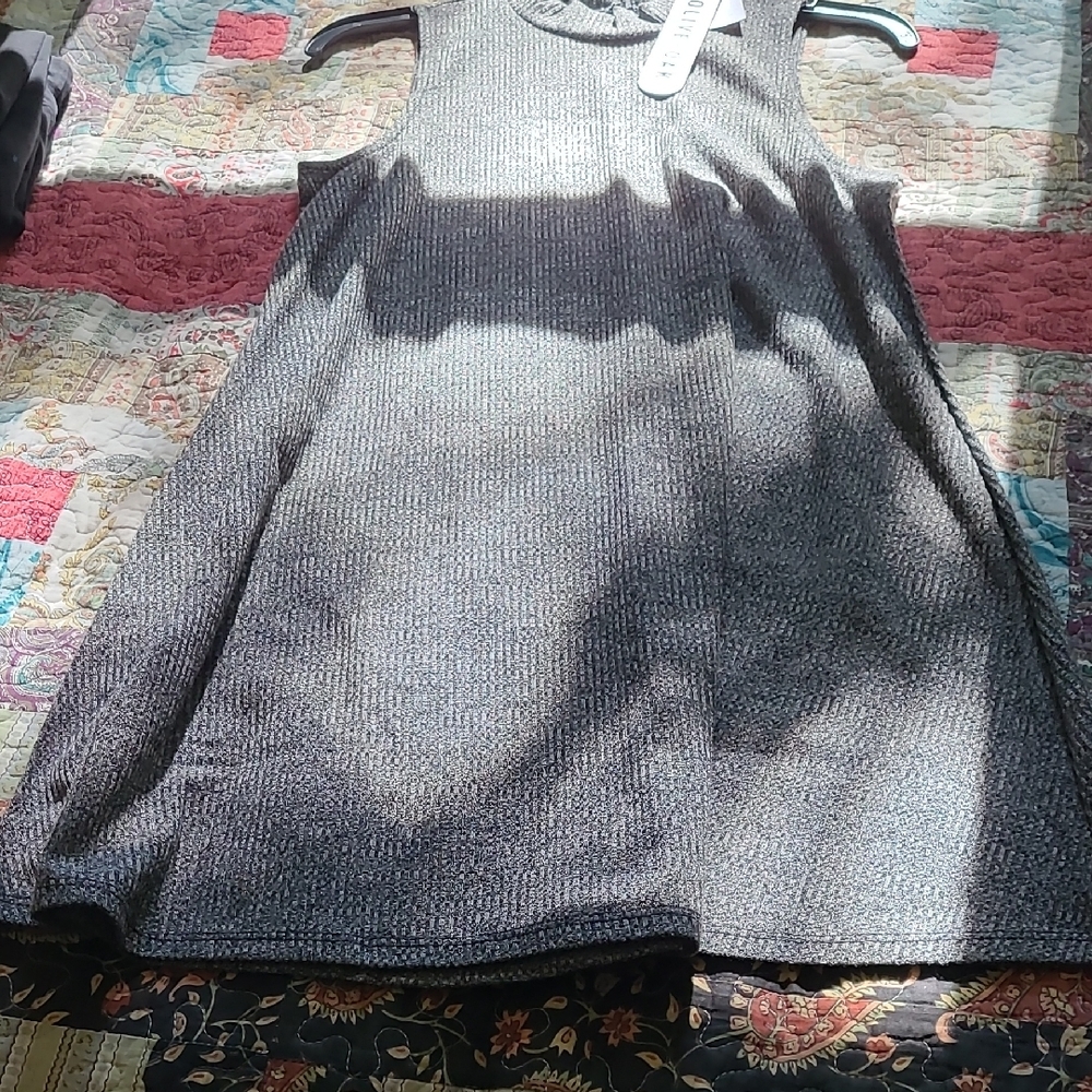 Olive & Oak Gray A-Line Crew Neck Tunic